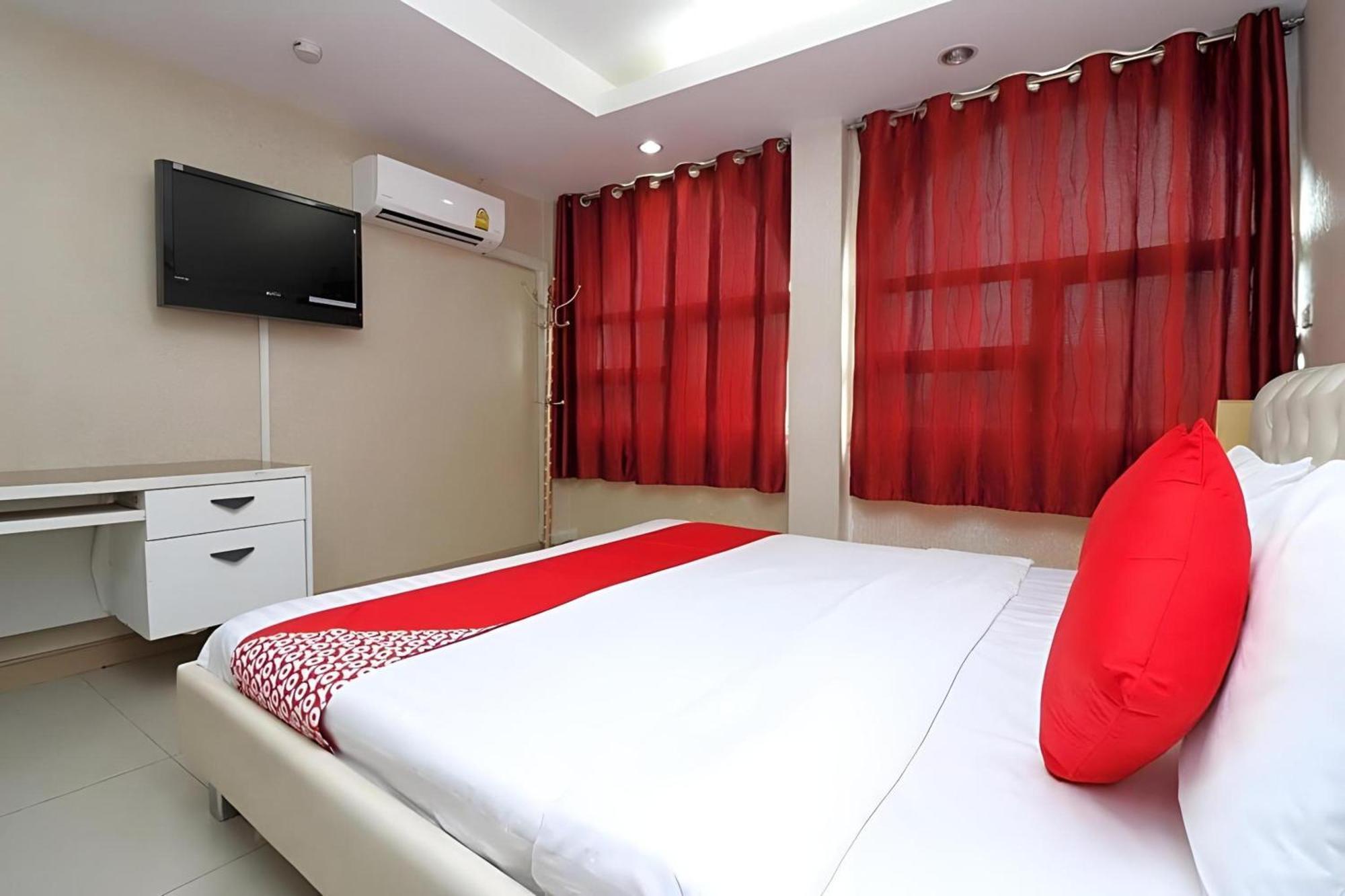 Diamond Residence Silom Bangkok Exterior foto