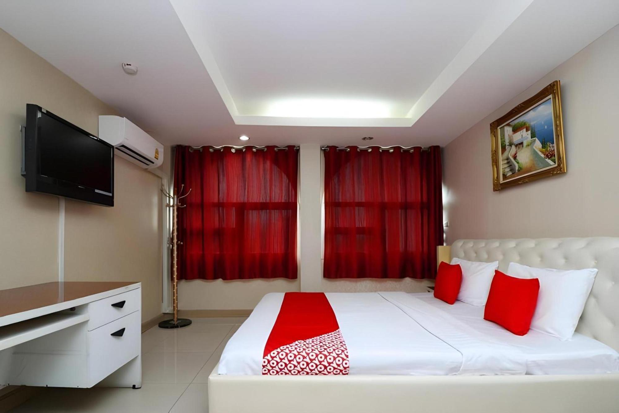 Diamond Residence Silom Bangkok Exterior foto